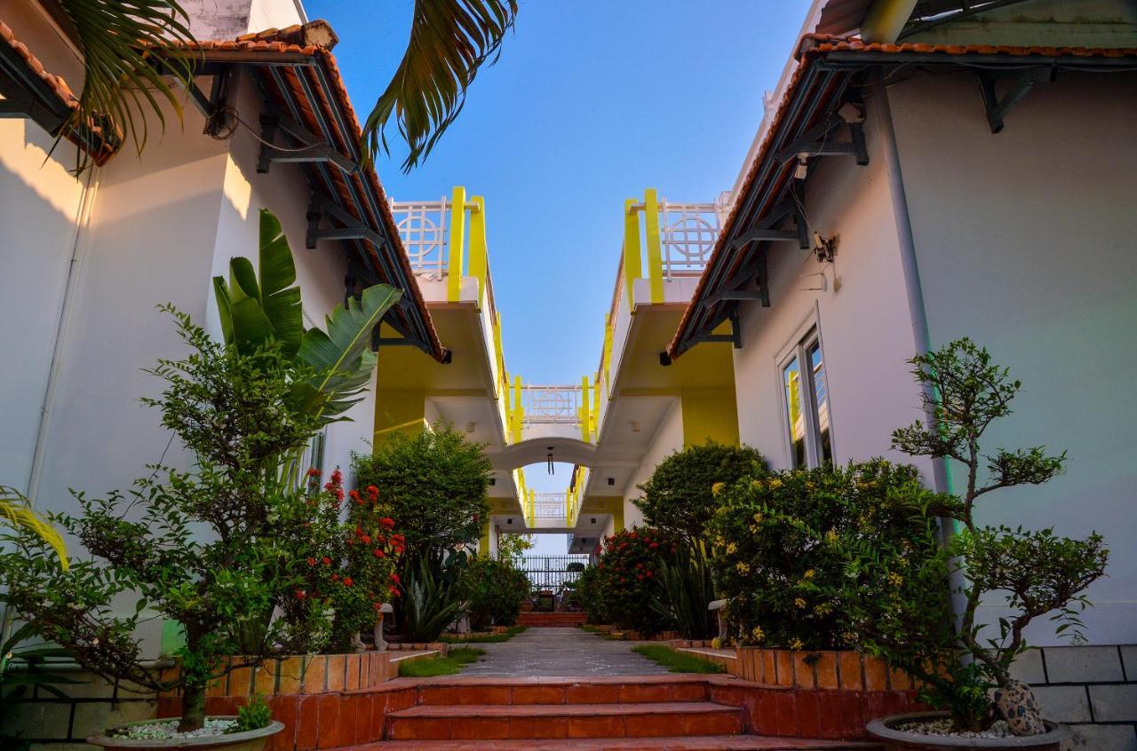 An Vinh Analog House - Le Bonheur Hotel Ap Thien Phuoc ภายนอก รูปภาพ