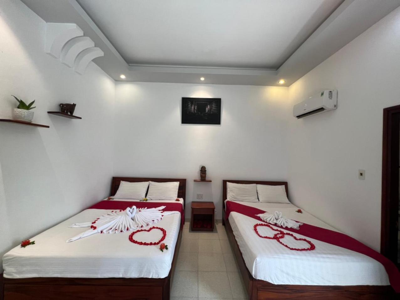 An Vinh Analog House - Le Bonheur Hotel Ap Thien Phuoc ภายนอก รูปภาพ